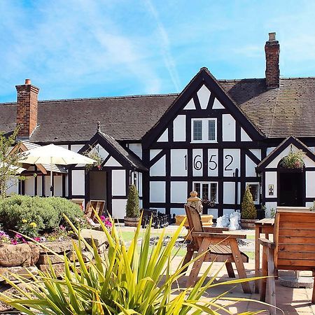 White Lion Hotel Crewe Buitenkant foto